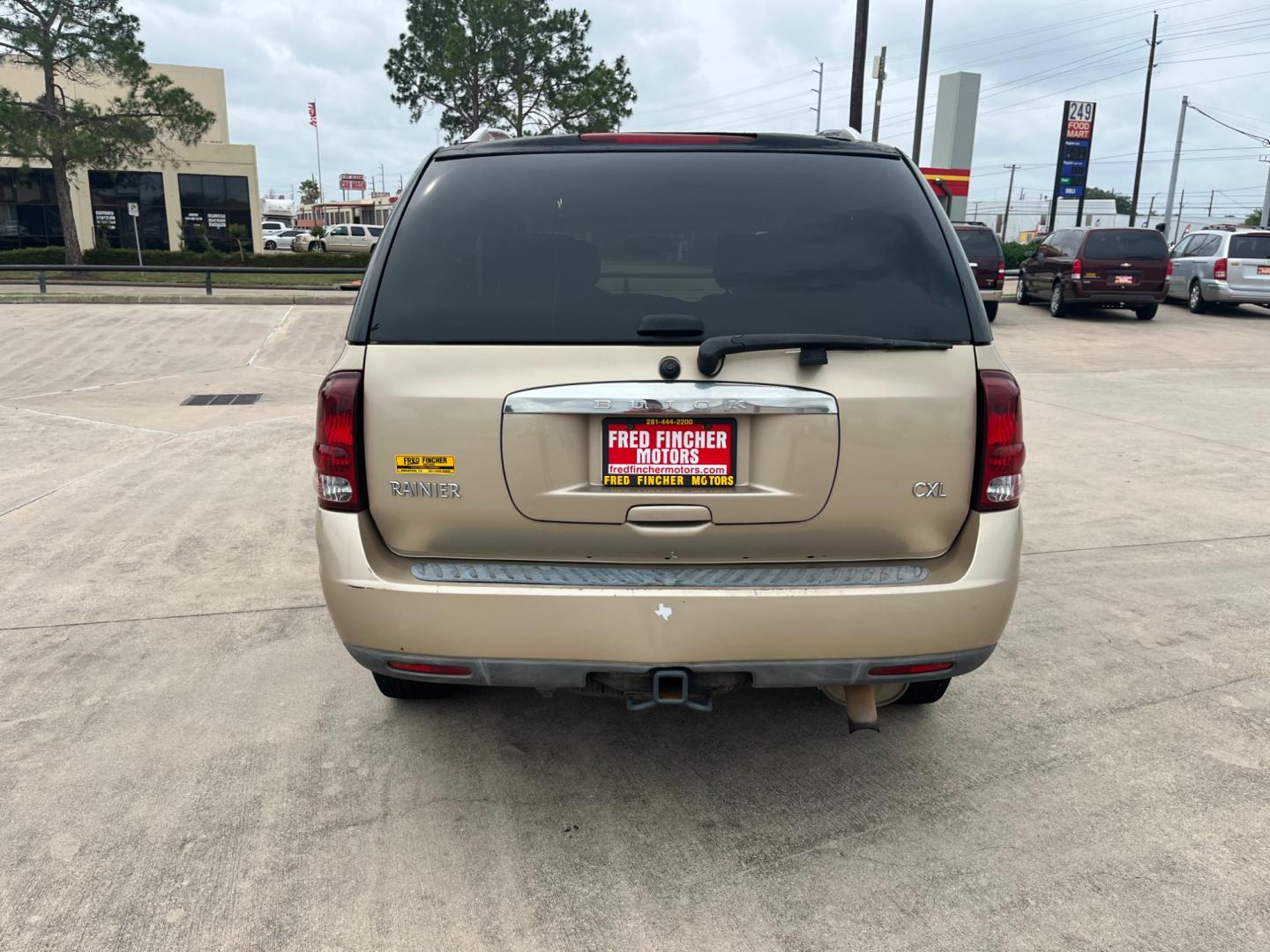 2007 GOLD /TAN Buick Rainier CXL (5GADS13S172) with an 4.2L L6 DOHC 24V engine, 4-Speed Automatic transmission, located at 14700 Tomball Parkway 249, Houston, TX, 77086, (281) 444-2200, 29.928619, -95.504074 - Photo#5